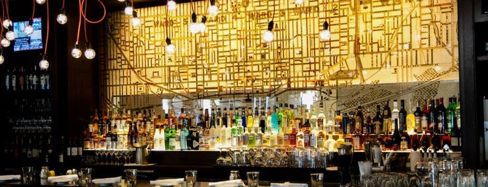 Oliver & Bonacini Café Grill, Yonge and Front is one of Kip : понравившиеся места.