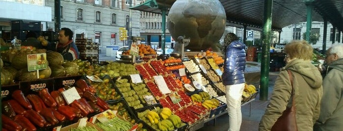 Mercado de La Marquesina is one of Lugares favoritos de Marta.