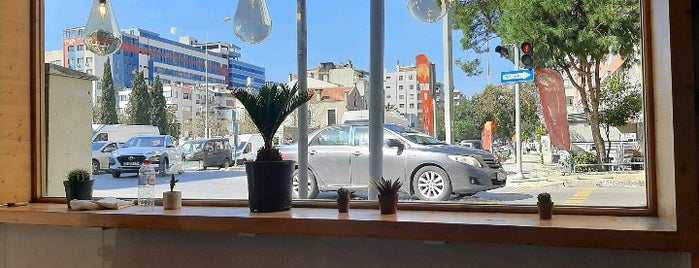 LITO Coffee & Juice is one of İzmir.