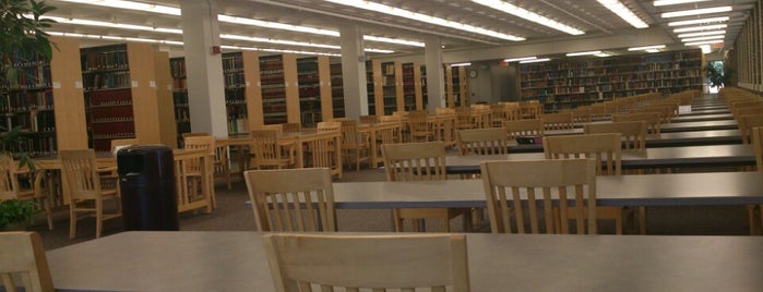Arthur Neef Law Library is one of Tempat yang Disimpan Aamir.
