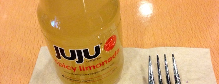 Juju Eats is one of Lieux sauvegardés par 𝐦𝐫𝐯𝐧.