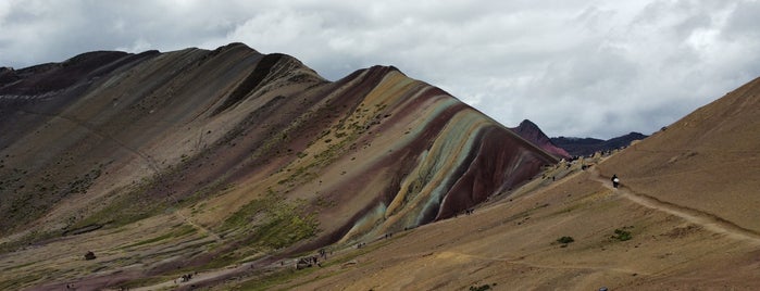 Vinicunca (Montaña de Siete Colores) is one of Llama-rama.