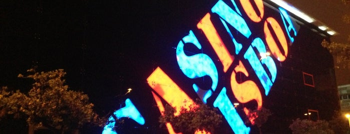 Casino Lisboa is one of Lisboa.