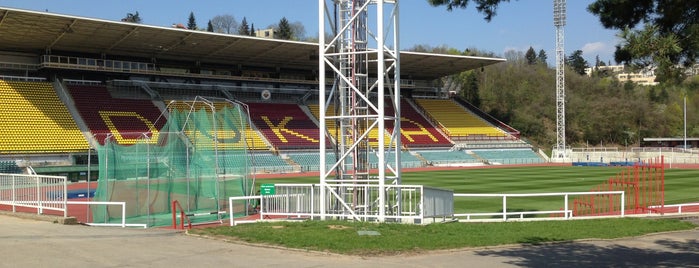 Stadion Na Julisce is one of Navštiv 200 nejlepších míst v Praze.