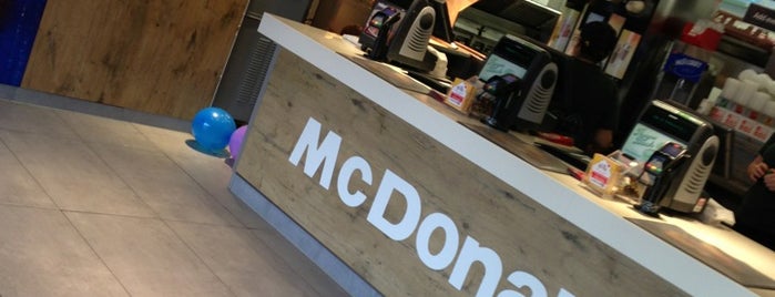 McDonald's is one of Caroline'nin Beğendiği Mekanlar.
