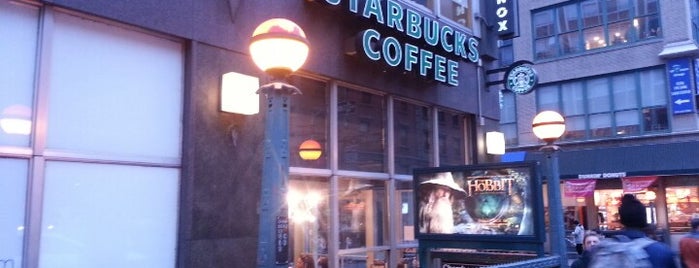 Starbucks is one of Ny Restaurantes.