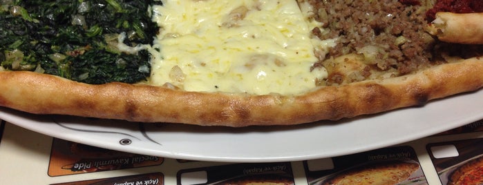 samsun pide is one of Selcanさんのお気に入りスポット.