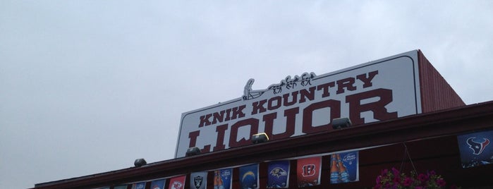 Knik Kountry Liquor is one of Lugares favoritos de Dennis.