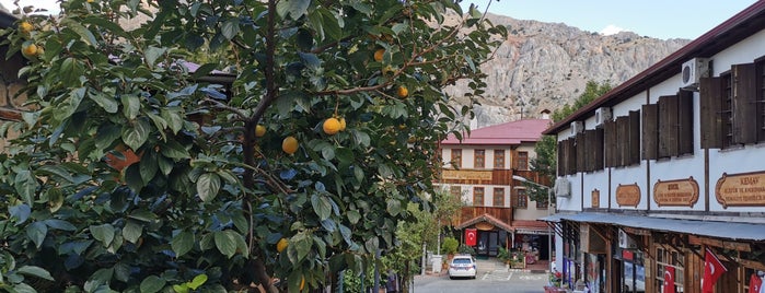 Eğin Çarşı is one of Tempat yang Disukai Burcu.