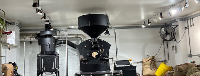 Hot Numbers Roastery is one of Café Racer.