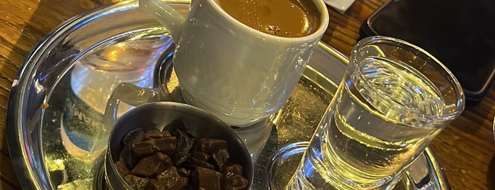 Vagabond Coffee Bar is one of Işıl : понравившиеся места.