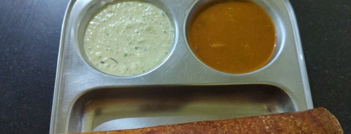 Hotel Janatha is one of Yummy Dosas in Bangalore!.