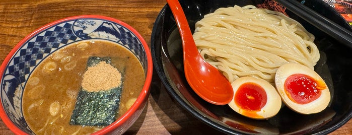 三田製麺所 is one of 東京.