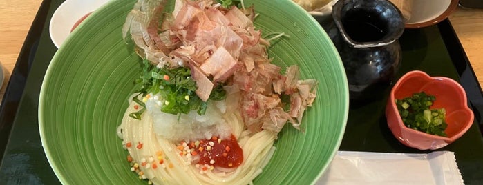 五島うどん びぜん家 is one of 食べ呑み 都内.