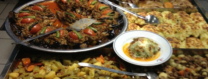 Lale Lokantası is one of yemek.