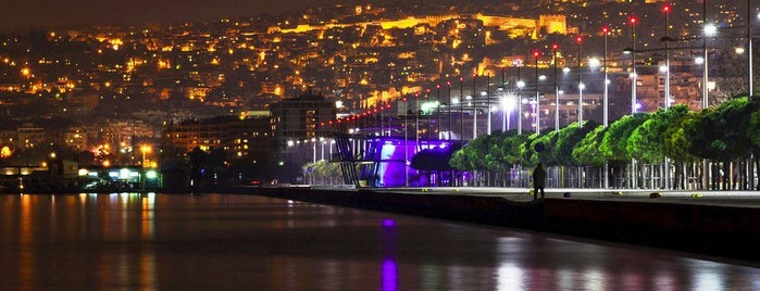 Thessaloniki Seafront is one of Lugares favoritos de Mehmet Göksenin.