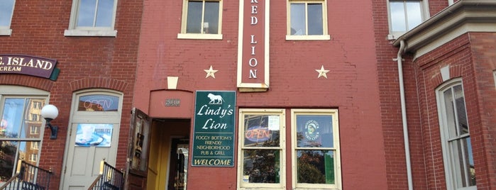 Lindy's Red Lion is one of สถานที่ที่ Tim ถูกใจ.