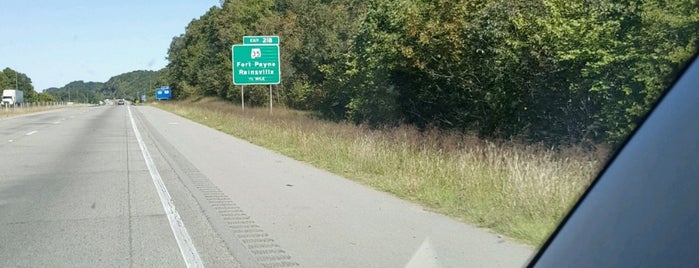Fort Payne, Alabama is one of Lieux qui ont plu à Leslie.