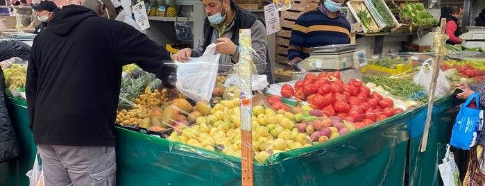 Marché de Saint-Denis is one of RestO rapide / Traiteur (2).