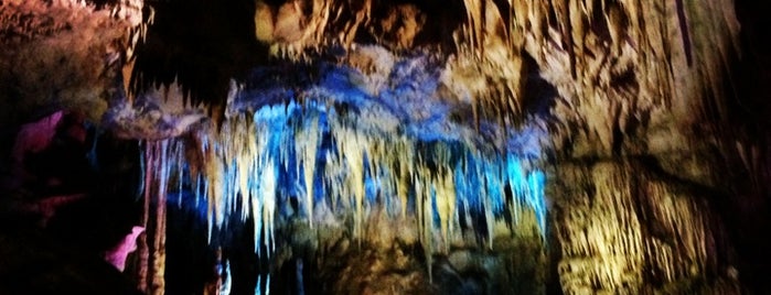 Prometheus-Höhle is one of 🇬🇪.