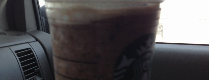 Starbucks is one of Jordanさんのお気に入りスポット.