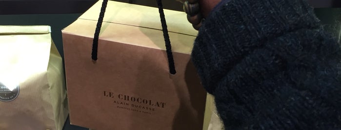 Le Chocolat Alain Ducasse is one of joahnna'nın Beğendiği Mekanlar.