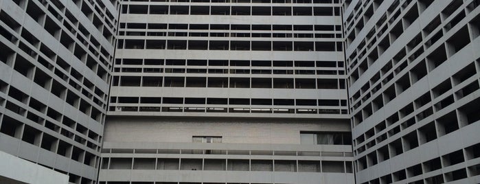 塩野義中央研究所 is one of 大阪の現代建築.