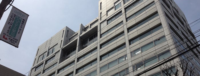 電通大阪ビル is one of 大阪の現代建築.