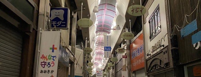 桃谷商店街 is one of Osaka.