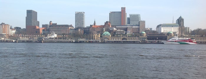 Aussichtspunkt Steinwerder is one of Hamburg - Hafen / St. Pauli.