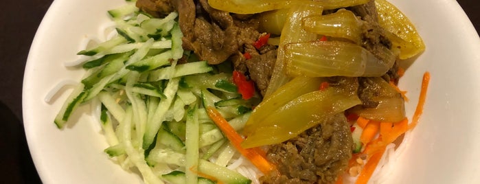 翠薪越南餐廳 is one of Lieux sauvegardés par Curry.