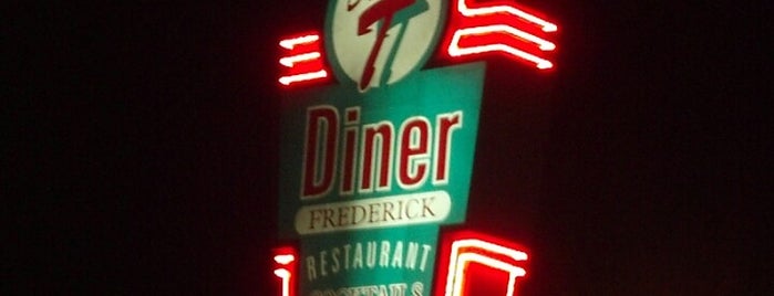 Double T Diner is one of Orte, die Jeff gefallen.