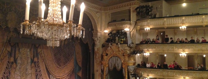 マリインスキー劇場 is one of Five Essential St. Petersburg Sights.