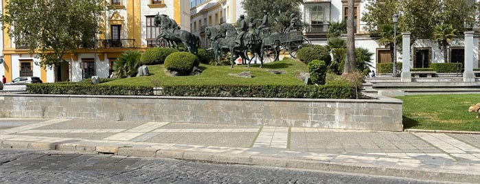 Plaza del Mamelón is one of Jerez.