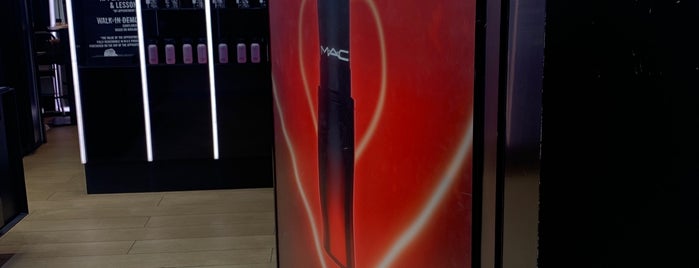 Mac is one of Places in Riyadh (Part 1).