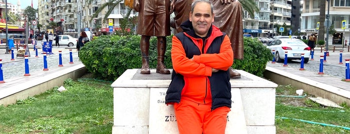 Zubeyde Hanim Bustu is one of İzmir 2.