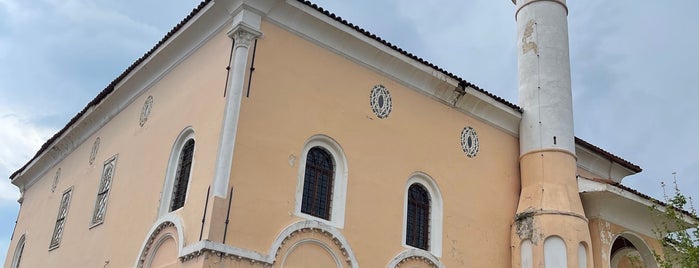 Merkez Gürcüzade Camii 1881 Yapılış Tarihi is one of Tempat yang Disukai ahmet.