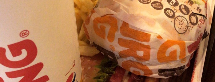Burger King is one of Tuğbaさんの保存済みスポット.