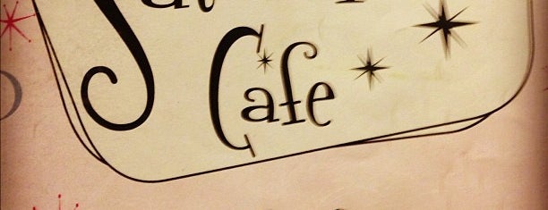 Saturn Cafe is one of Priscilla'nın Beğendiği Mekanlar.