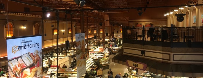Wegmans Hot Bar is one of Patriceさんのお気に入りスポット.