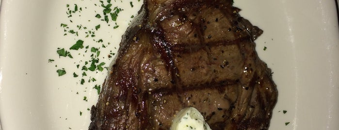 Lynn's Steakhouse is one of High End Restaurants in Houston $$$$.