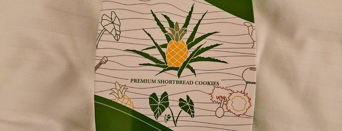 Honolulu Cookie Company is one of Maui 🍍.