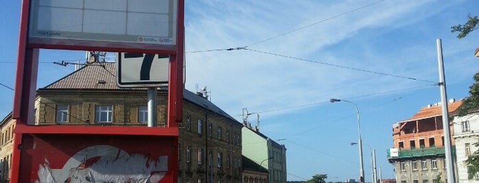 U Kříže (tram) is one of Tramvajové zastávky v Praze (díl druhý).