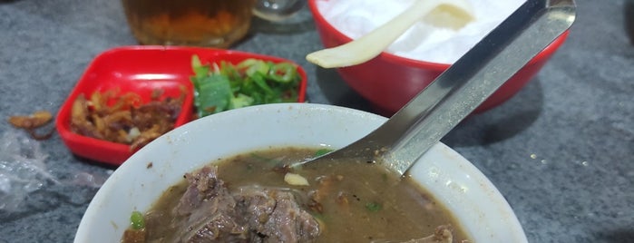 Coto Nusantara is one of Must-visit Food in Makassar.