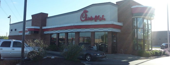 Chick-fil-A is one of Zacharyさんのお気に入りスポット.