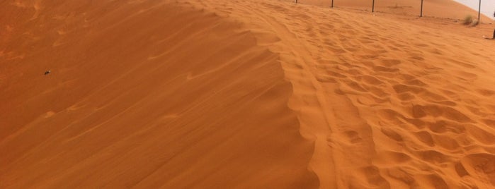 Red Sand Dunes is one of Lugares favoritos de JÉz.