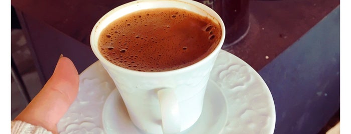 Polonez Cafe is one of İstanbul Anadolu.