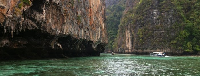 Pi Lay Lagoon is one of Thailand.