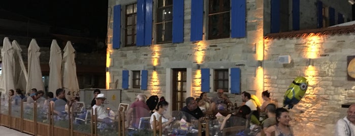 1922 Otel & Cafe is one of İl Dışı.