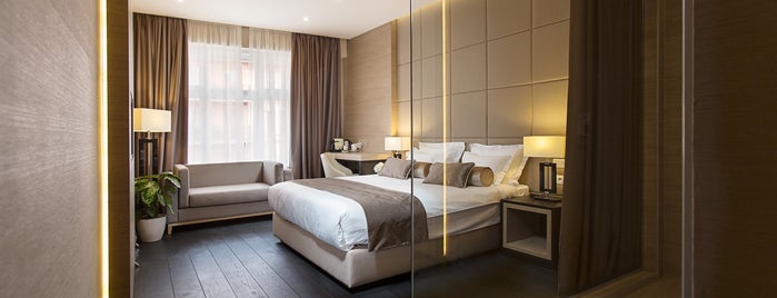 Dominic Smart Luxury Suites - Republic Square is one of Locais curtidos por Sebahattin.